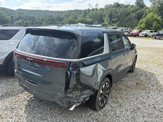 Used 2024 Kia Carnival EX image 1