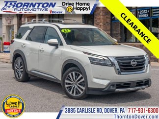 Used 2022 Nissan Pathfinder Platinum image 1