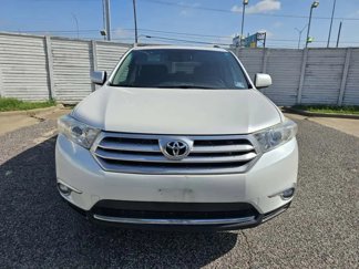 Used 2012 Toyota Highlander SE image 1