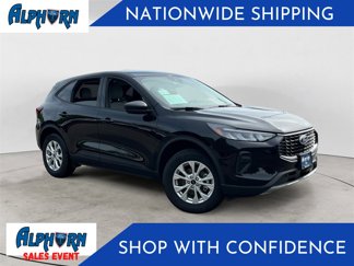 Used 2025 Ford Escape Active w/ Cold Weather Package image 1