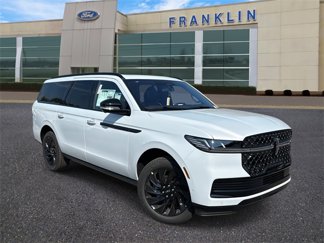 New 2025 Lincoln Navigator L Reserve w/ Jet Appearance Package image 1