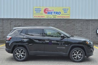 New 2025 Jeep Compass Limited image 1