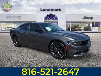Used 2022 Dodge Charger SXT w/ Blacktop Package image 1