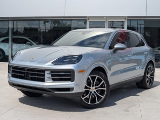 Certified 2024 Porsche Cayenne image 1