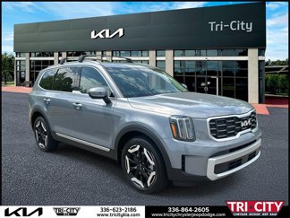 New 2025 Kia Telluride S image 1
