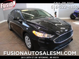 Used 2020 Ford Fusion S image 1