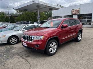 Used 2011 Jeep Grand Cherokee Laredo image 1