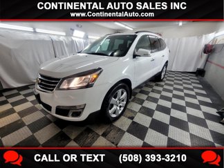 Used 2017 Chevrolet Traverse LT w/ Style and Technology Package image 1