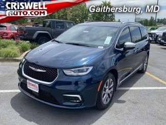 New 2025 Chrysler Pacifica Pinnacle image 1