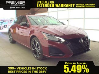 Used 2024 Nissan Altima 2.5 SR image 1