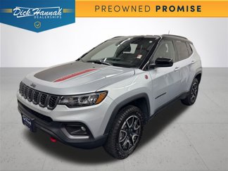 Used 2024 Jeep Compass Trailhawk image 1