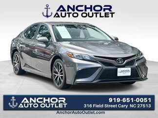 Used 2023 Toyota Camry SE image 1