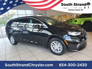 New 2025 Chrysler Pacifica Select image 1