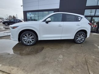 New 2025 MAZDA CX-5 Signature image 1