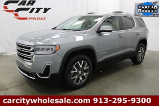 Used 2023 GMC Acadia SLE w/ Driver Convenience Package image 1