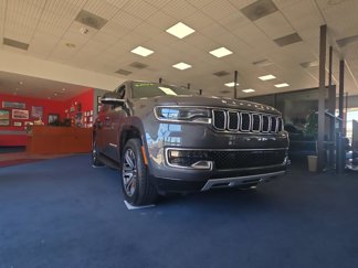 Used 2024 Jeep Wagoneer Series II image 1