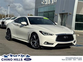 Used 2018 INFINITI Q60 3.0t Luxe image 1