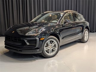 Certified 2024 Porsche Macan image 1