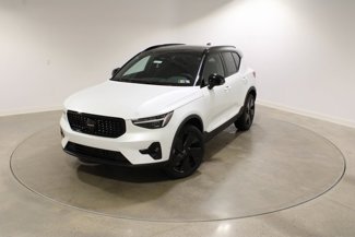 New 2026 Volvo XC40 B5 Ultra image 1