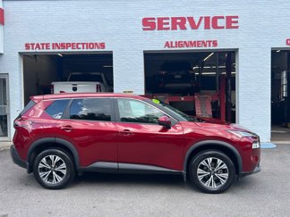 Used 2023 Nissan Rogue SV image 1