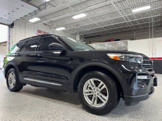 Used 2020 Ford Explorer XLT w/ Equipment Group 202A image 1