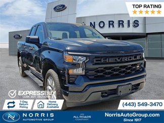 Used 2023 Chevrolet Silverado 1500 Custom image 1