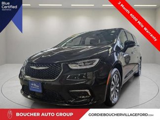 Used 2024 Chrysler Pacifica Limited image 1