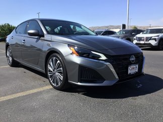 New 2025 Nissan Altima 2.5 SL image 1