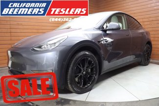 Used 2023 Tesla Model Y Long Range image 1