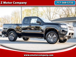 Used 2025 Nissan Frontier SV image 1