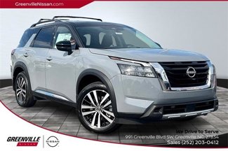 New 2025 Nissan Pathfinder Platinum image 1