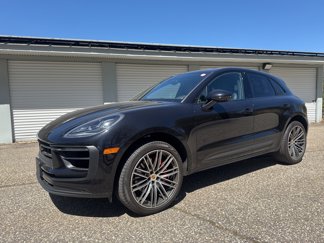 Used 2024 Porsche Macan S image 1