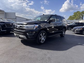 Used 2024 Ford Expedition Limited image 1