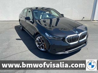 New 2026 BMW i5 eDrive40 w/ Premium Package image 1