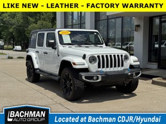 Used 2022 Jeep Wrangler Unlimited Sahara image 1