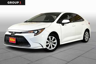 Used 2021 Toyota Corolla LE image 1