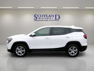 Used 2024 GMC Terrain SLE image 1