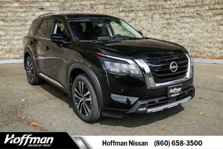 New 2025 Nissan Pathfinder Platinum image 1