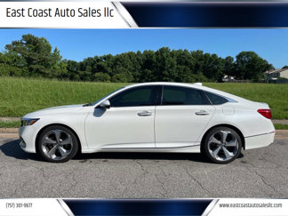 Used 2018 Honda Accord Touring image 1