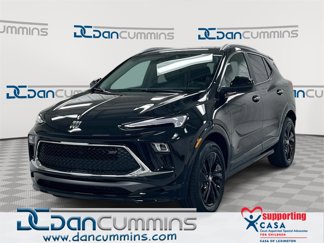 Used 2025 Buick Encore GX Sport Touring image 1