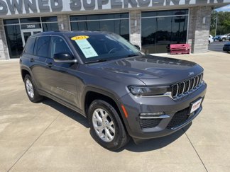 Used 2023 Jeep Grand Cherokee Limited w/ Trailer Tow Prep Group (B) image 1