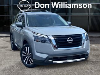 New 2025 Nissan Pathfinder Platinum image 1