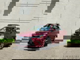 Used 2015 Toyota Camry XLE image 1