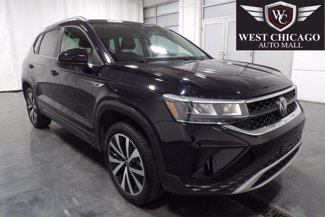 Used 2023 Volkswagen Taos SE image 1