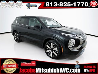 New 2025 Mitsubishi Outlander SE image 1