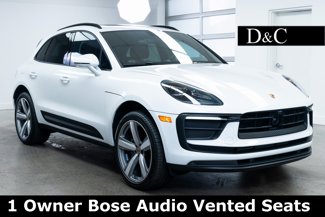 Used 2024 Porsche Macan image 1