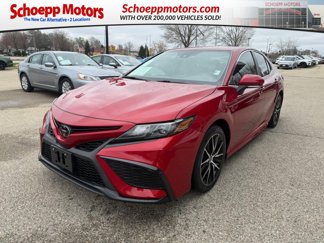 Used 2023 Toyota Camry SE image 1