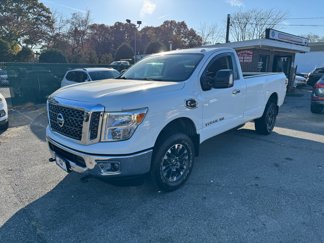 Used 2017 Nissan Titan SV image 1