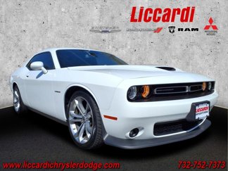 Used 2022 Dodge Challenger R/T image 1