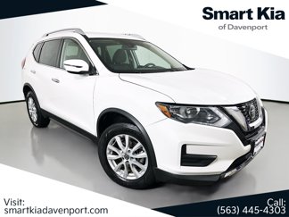 Used 2019 Nissan Rogue SV image 1